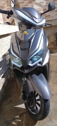 دراجه شحن ماركه الوطنية  مستخدمه أسبوعين فقط  للبيع  سعر خاص او تواصل ...