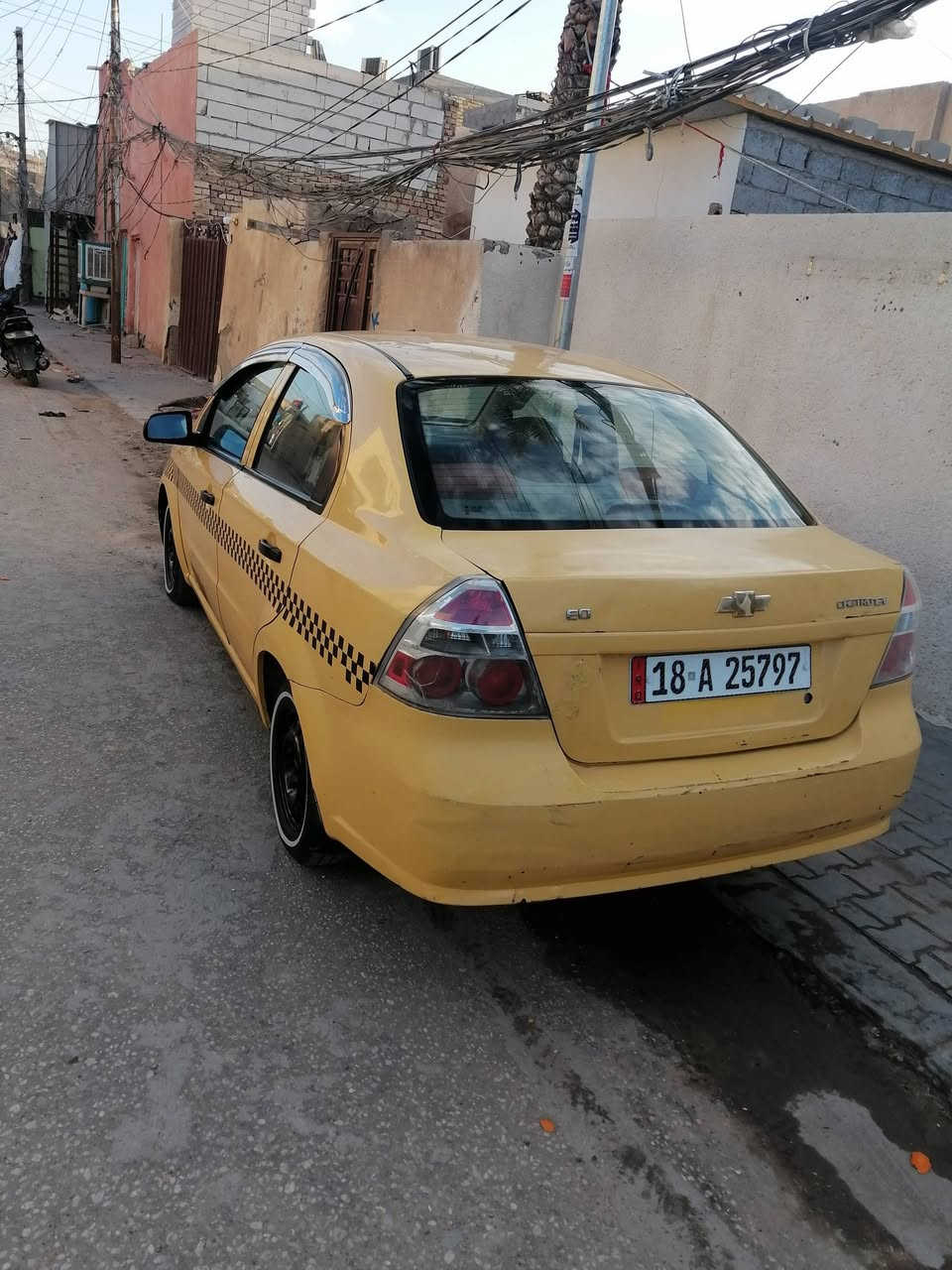 السلام عليكم افيو البيع مديل ١١ كفاله من الضربه بيه قطعتين صبغ تبريد ثلج كير ومكينه جدد رقمه بابل السنويه آل٣٠  الكهربايات كله شغاله تخم تاير جديد  مصفره هية وغرامات مكانه نجف السعر ٤٧ وبيه مجال ***********
