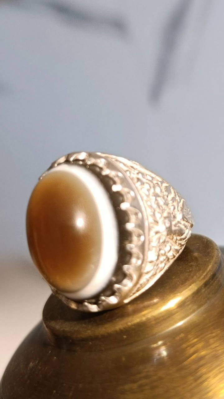 خاتم فضه مختوم
الحجر جزع يماني قديم جدا
سعره مع التوصيل ١٣٥ قفل
يوجد خدمة توصيل


**إذا كنت صاحب هذا الإعلان وتريد حذفه لأي سبب، رجاءا أرسل رسالة إلى الدعم الفني**