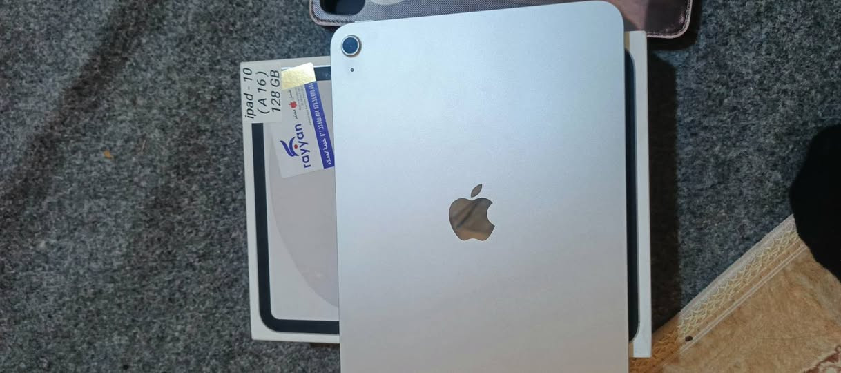ايباد 10a16 مستعمل شهرين شخط مابي مكاني الدوره ‏‪***********‬‏  -سعر 380 وبي مجال بسيط
