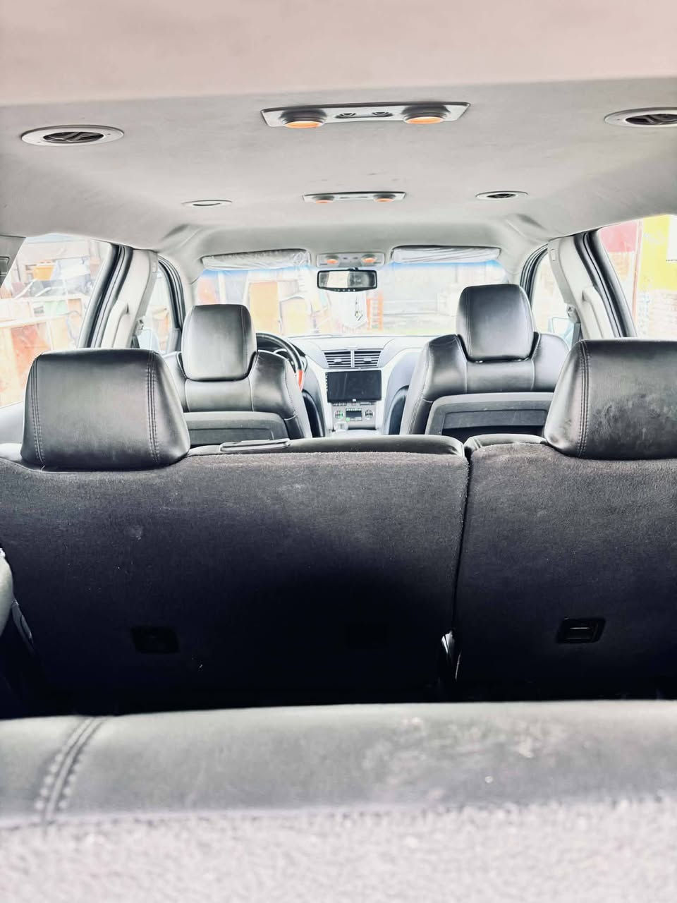 شوفرليت اترفس البيع 2010. فول مواصفات  معد فتحه  رقم نينوى كاربون بنزين سعر 95وبيه مجال  محرك جديد كير شارط. ***********.     ***********
