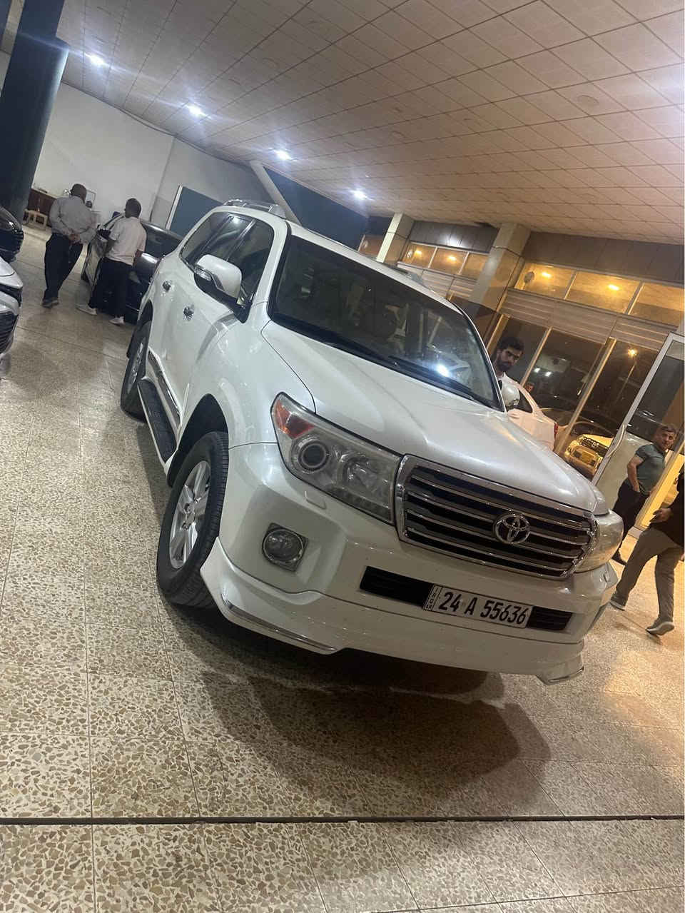 Land Cruiserماشي ٢٧٦ سياره كفال عام بي شبر تعيل         *********** دهوك, العراق
