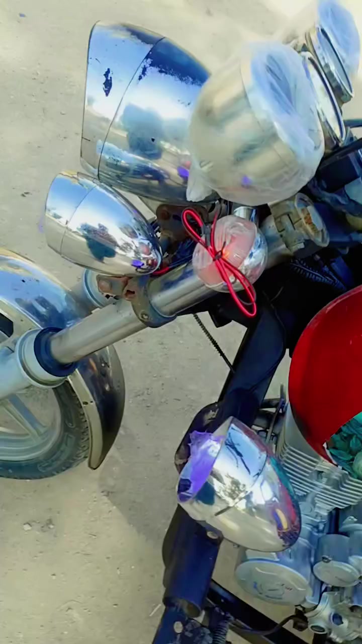 سلام عليكم موديل 16مكفوله كفاله عامه مابيهه اي نقص نضافته شوفت عينك كهربائيات كلهه  جديده تخم تاير جوبلس اوراق اصولي شاصي ركبه مكفوله مكان الحله شوملي سعر 1350وبيهه مجال للشراي ‏‪***********‬‏
