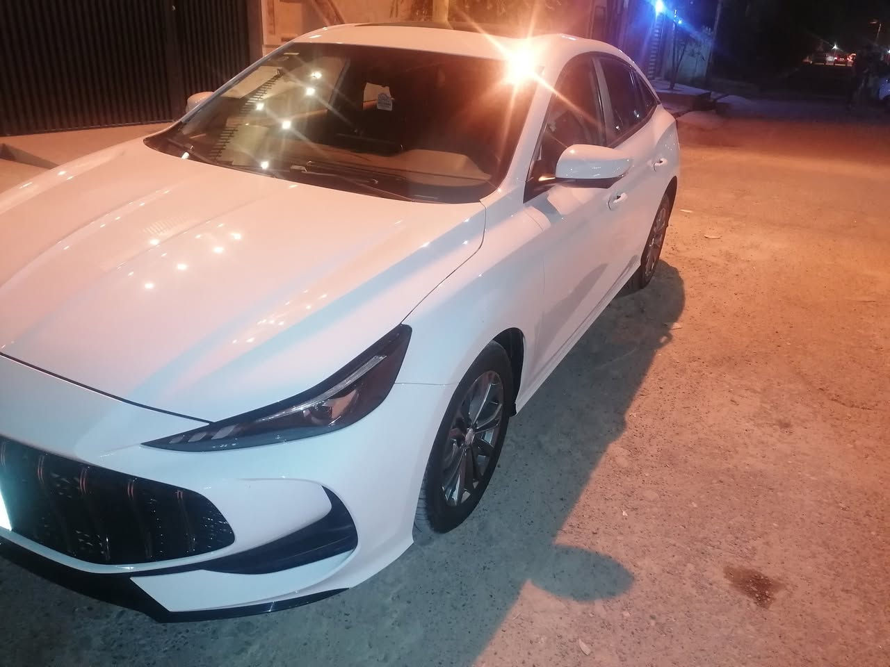 للبيع
السعر 119 وبي مجال
ماشيه 12 الف فقط
بدون ملاحظات
للتواصل : ***********
