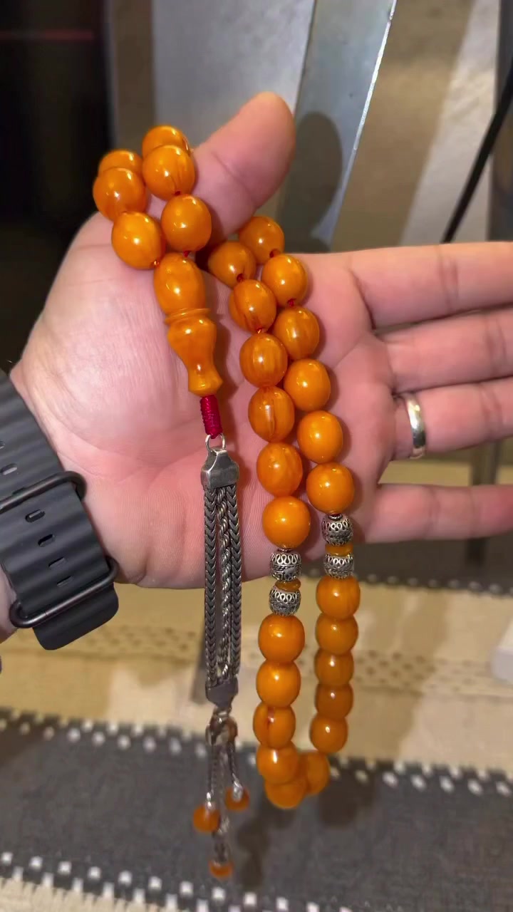 لما بدك تقول عندي عرق احمر و شلالات و فول تنجيم ازا مش هيك ما بيطلعلك تحكي 🤷🏼‍♂️

مسكي 🇩🇪 انتيك عرق احمر🔴

 فووووووول تنجيم شلالات المسباح ما شاء الله

وزن ٨٠ غ شامل فواصل الفضة 

مقاس ١٥/١٣،٥٠ مل 

مسباح مقفول صفررررررر خطا

☎️ +96181822323


**إذا كنت صاحب هذا الإعلان وتريد حذفه لأي سبب، رجاءا أرسل رسالة إلى الدعم الفني**