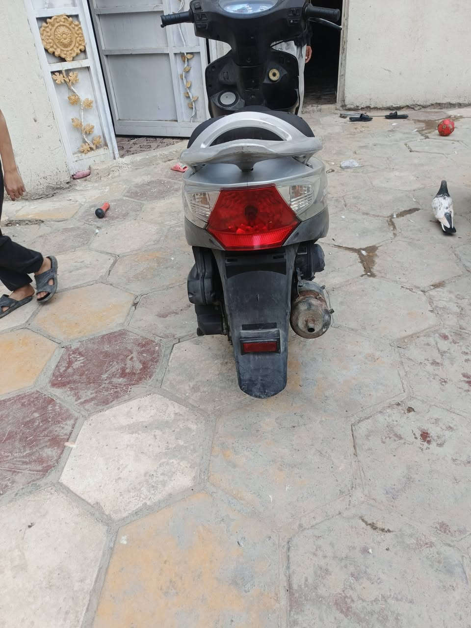 النيلي رمبه بعدهي ما ماشيه والرصاصي صار شهر من طلعت حاويه المكان ناصريه مركز الي  يراسل خاص ويدلل


**إذا كنت صاحب هذا الإعلان وتريد حذفه لأي سبب، رجاءا أرسل رسالة إلى الدعم الفني**