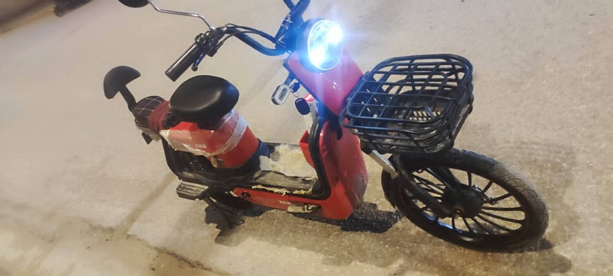 السلام عليكم شباب دراجه شحن للبيع جديده كل نقص مابيها للاستفسار الاتصال 
***********مكلف بالنشر
