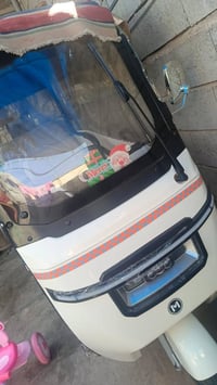 تكتك للبيع كامله نظافه فولل شحن درجه اولى سعرها مليون دينار وبيه مجال ...