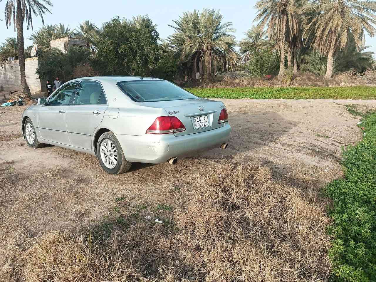 سلام عليكم شاهينه بسمي انكليزي بصره شاصي 82 عنواني نجف 3 دكمه السعر 110 بيه مجال ***********
