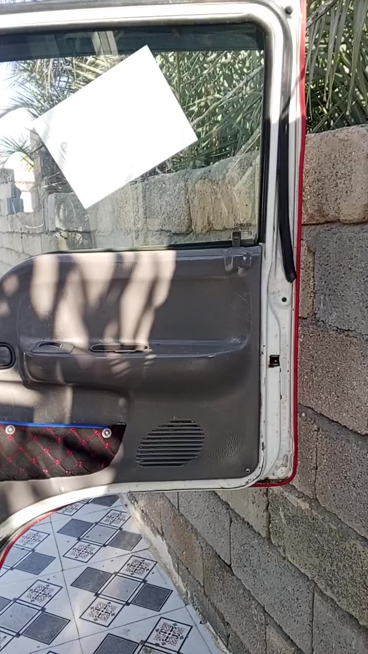 السلام عليكم كيه فونتيره للبيع رقم بغداد موديل 2000 مكينه خيط تبخير كير اكسل شاصي مكفوله كفاله عامه السعر 60 وبيهه مجال مكان السياره الرمادي جزيره الخالديه رقم التلفون ***********
