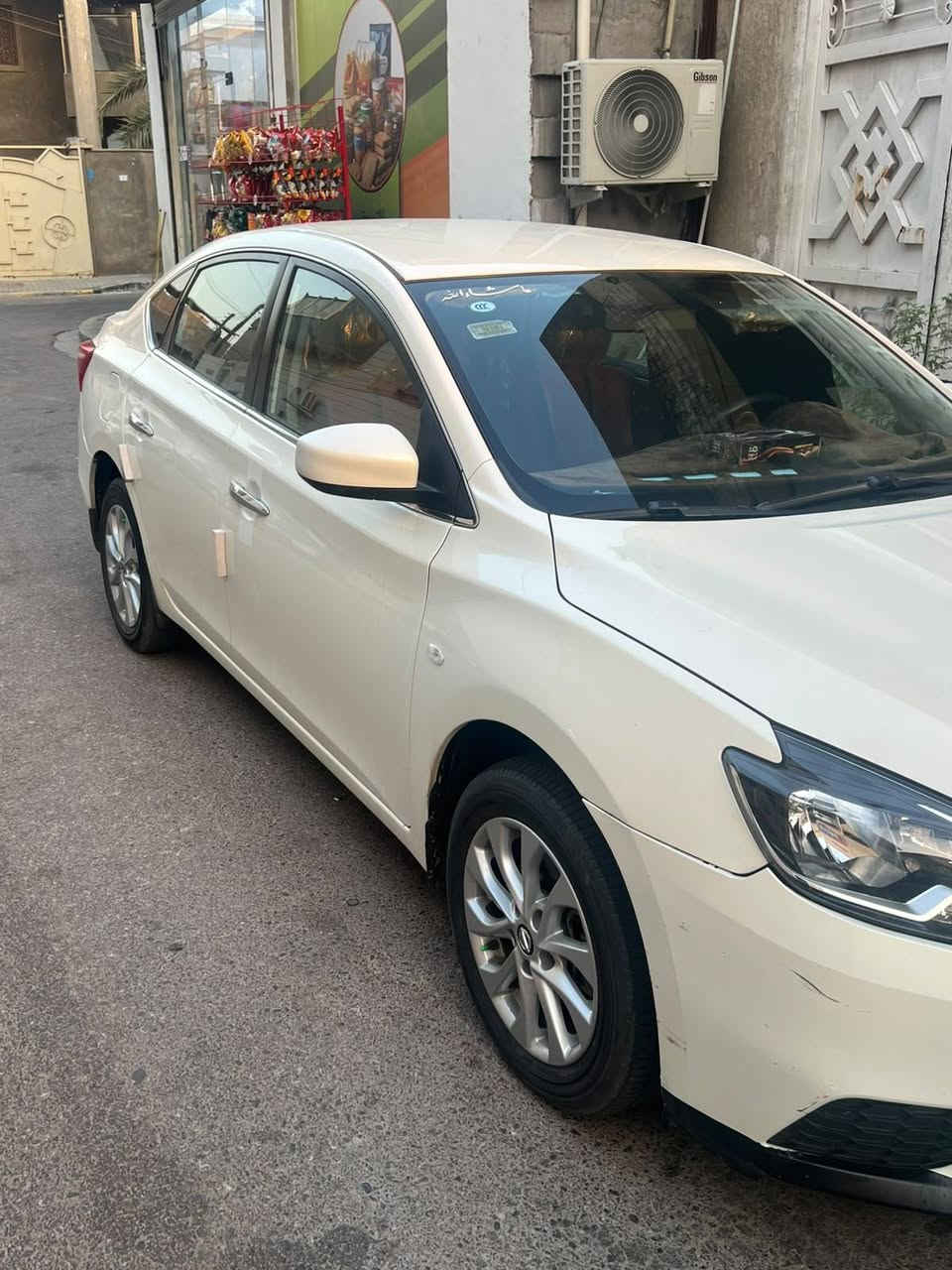 السلام عليكم
نيسان سنترا ٢٠٢٥ الصيني
سياره ماشيه ٦٨ ميل
داخل احمر
رقم أربيل
السياره كامله من كلشي
دوشمه ارضيات دوشمه الصندوك
بيها بارد بل مدكر الخلفي شوي
سياره سعرها ١٢٥ بيها مجال
رقمي ***********
