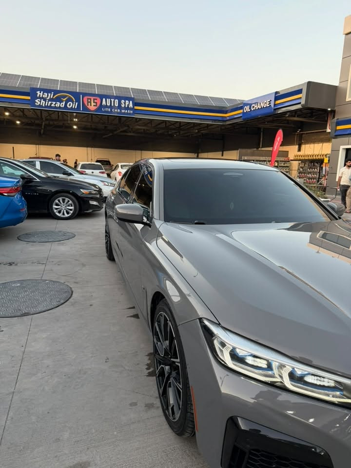 بي ام دبليو BMW 740i
نسخة VIP ) فول مواصفات 1/1
اللون: إسمنتي صدفي
ماشية: 70 ألف ميل
محرك 3.0 TwinPower Turbo
بنزين كلين تايتل
فقط دعامية صبغ 
ايرباك سليم 
سنوية وهزه جديد مع باج تضليل 

تحويل مباشر باسم المشتري

المواصفات:
بانوراما
رادارات أمامية وجانبية وخلفية
5 كاميرات
نظام ركن آلي
قيادة ذاتية
داتا شو
أبواب وصندوق شفط
كشنات ديزاينو
جميع الكراسي مساج، تدفئة، تبريد وخزن وضعيات
حساسات 360 درجة
تشغيل عن بعد
بصمة
مرايات رادار
لايتات زينون متحركة مع الستيرن
ويل قياس 20 إنج وكالة
ألوان داخلية متغيرة
أوضاع قيادة Sport / Eco / Comfort
تحكم ستيرن
Auto Stop
إنارة داخلية LED متعددة الألوان
نظام تعليق هيدروليكي (الجكات تصعد وتنزل)
شاحن لاسلكي
الداخلية:
داخلية قرميدي جملي 

حالة السيارة:
حادث فقط دعامية امامية بدون ايرباك سيارة كلين 
من المحرك إلى الهيكل بحالة ممتازة

رقم صاحب سيارة
***********
