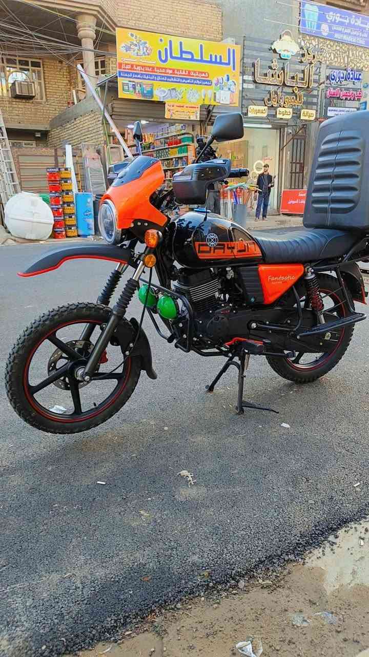 سلام عليكم دراجه دايوان جبلي
موديل 25 
محرك 200 
مكفوله من التاير للتاير
اوراق ضايعه اكفلها الك من السرقه 
السعر / مليون و600 وبيها مجال للشراي
مكاني بغداد الثعالبه
***********
