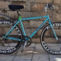 الباسكل c700والله كالشي مابي شغال السعر115ابي مجال هذا الرقم مالي 0777...