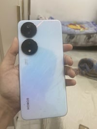 هونر اكس 7 • ٢٥٦ • خدوش عدسة