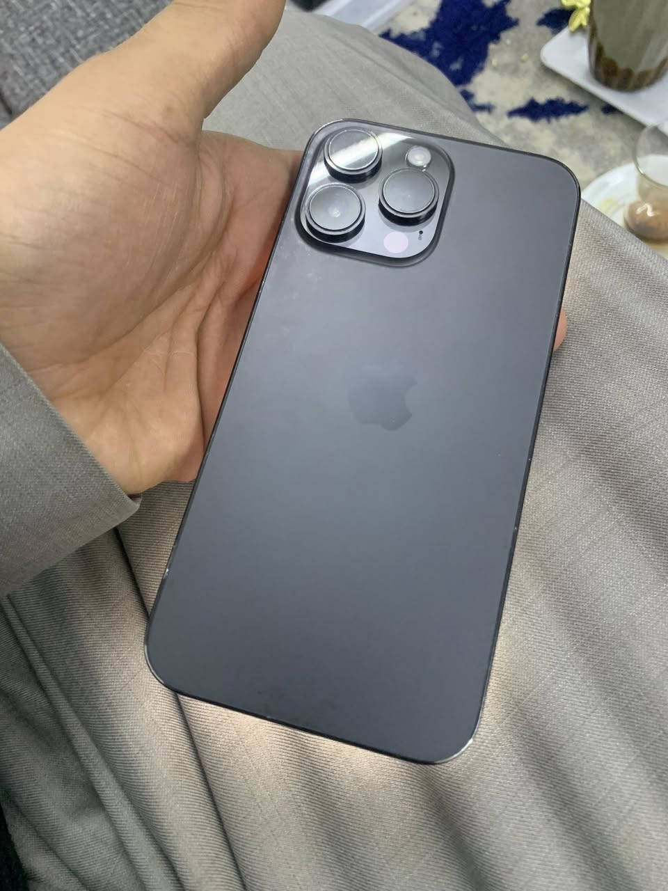 السلام عليكم ايفون 14برو ماكس اسود بطاريه 89 ذاكرة 256 تك بيه ملاحضه بسيطه شخط بالشاشه مثل ما موضح بالصوره ممأثر ولا يبين التلفون جديد ممفتوح ولا يعبر هوى شرط السعر 810 وبيه مجال بسيط
***********
