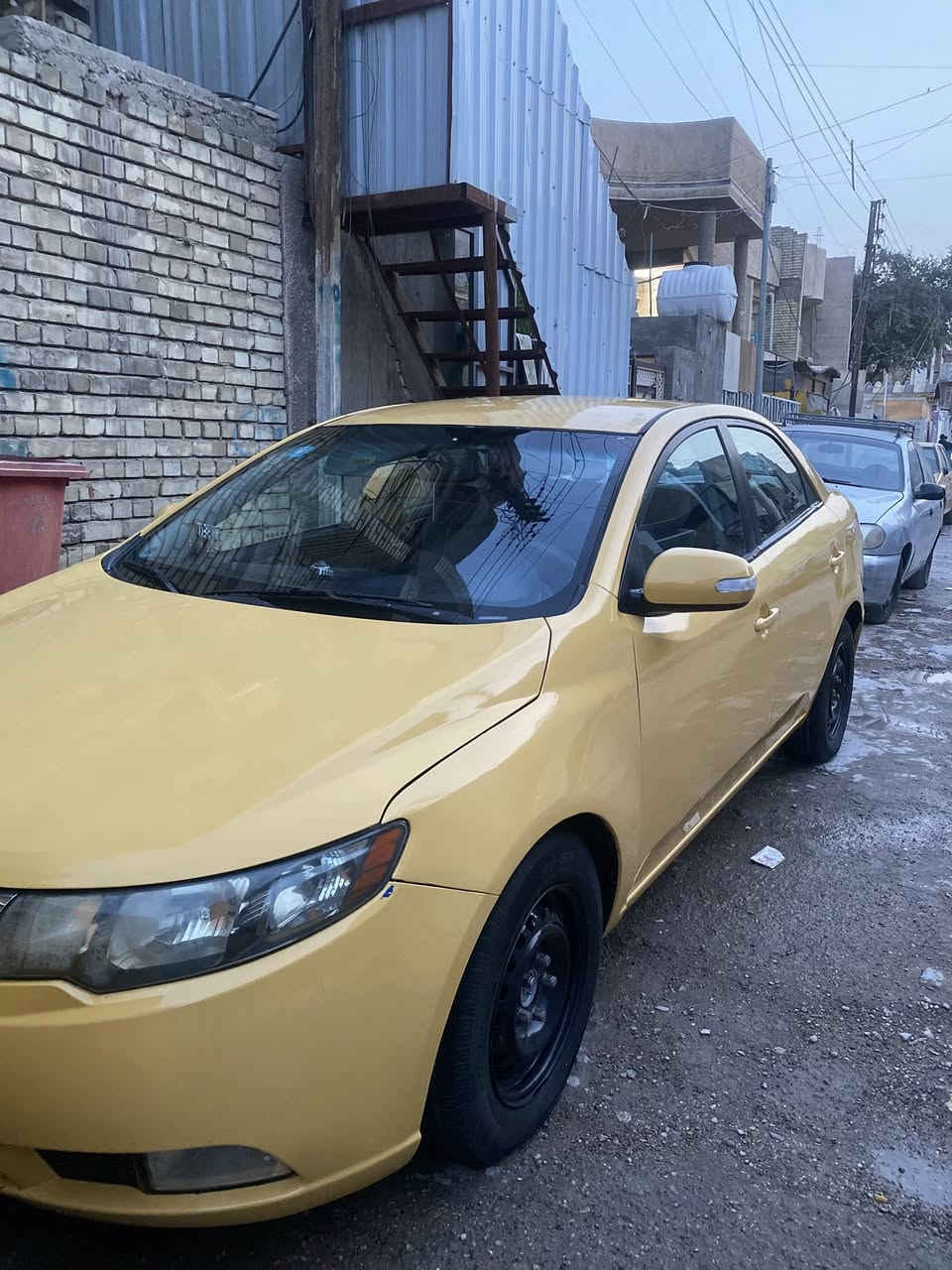 سلام عليكم 
فورتي للبيع او مراوس بخصوصي مديل 2010 وارد امريكي حادث امريكا دعاميه إماميه الغود شواصي حوض كله مكفول السيارة كير ومكينه خير من الله تخم تاير جديد حداديه صدر إمامي وخلفي كله جديد دوشمه كامله السياره جاهزه العنوان بغداد البلديات السعر 81 وبيها مجال رقم ***********
