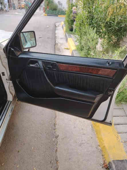 السلام عليكم
مرسيديس دب  300 محور ستيشن 
موديل1992 مصبوغه عام سياره مرتبه 
سعر ٥٧ بي مجال 
***********
