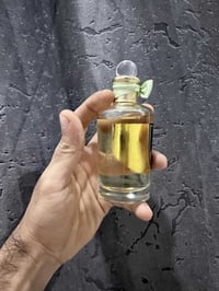 عطر • أصلي • مستخدم رشات
