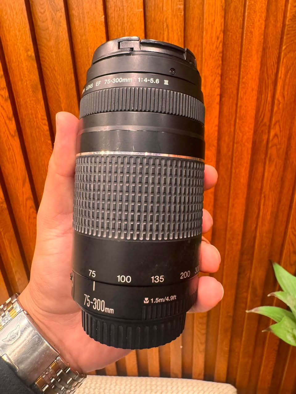 Canon EOS 700D للبيع
نظيفة جدًا، استخدام شخصي، مع عدسة 18-55 الأصلية، الكاميرا شغالة 100% وما بيها أي عطل.
السعر: خاص
للاستفسار خاص أو  واتساب.***********
