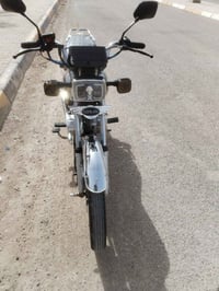 دراجه سيفون موديل 24 دراجه نظيفه خير من الله ما بها اي نقص بيع فقط 078...