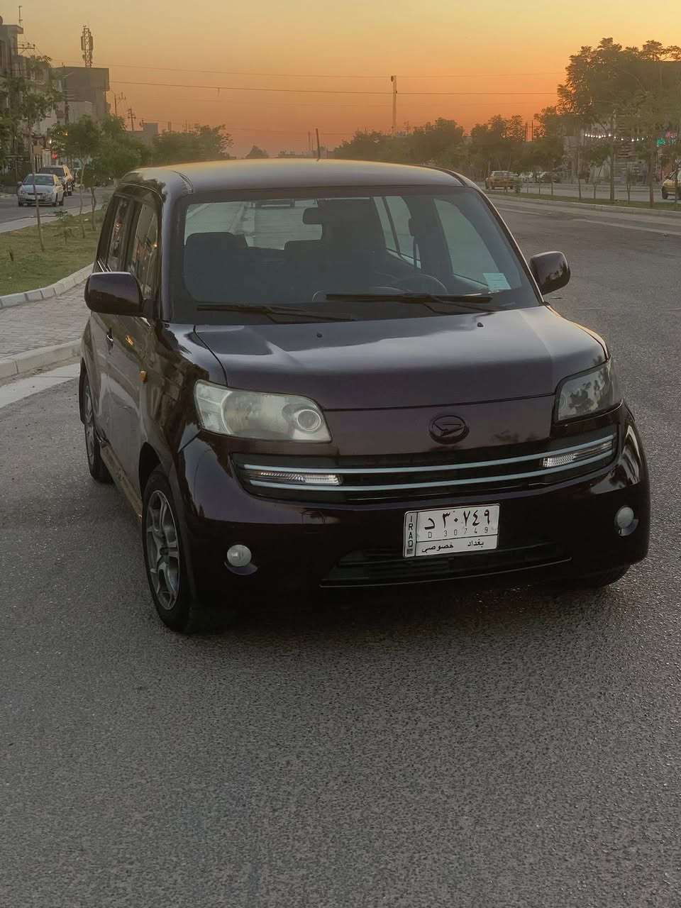 السلام عليكم ديهاتسو ماتريا ياباني 2008 بسمي 
كير مكينه تمام 
مصبوغه بسبب جراد 
تخم تاير مشط كله جديد 
سياره حلوو استخدام يومي 
مكاني بغداد الكرخ نفق شرطه 
غراض سياره كلها متوفره 
سعر 54 بيها مجال بسيط 
***********
