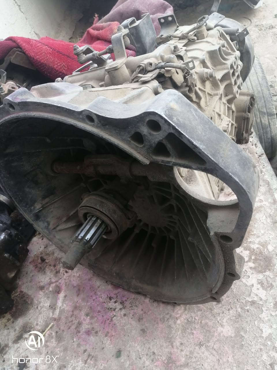 سلام عليكم ورحمة الله وبركاته
كير ٨ نمر ويه البك  حاويه ما اعرف شنو سياره ينشد اشتريته وما انشد عندي السعر ٢٥٠ وبي مجال قليل المكان كوت الكارظيه للإستفسار رقمي *********** 
السعر ٢٥٠
