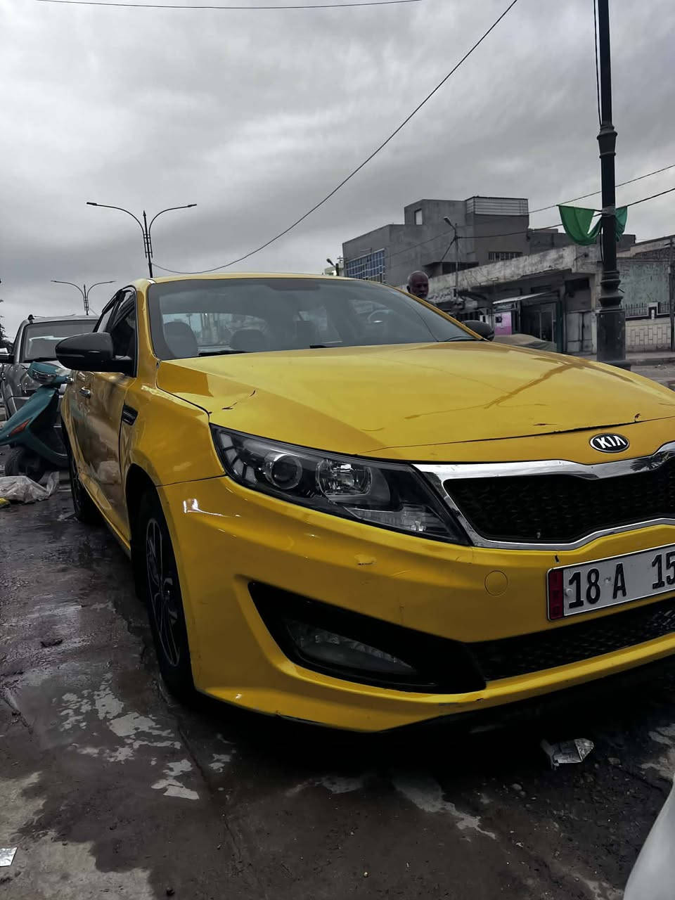 السلام عليكم 
سياره اوبتما 2011
سياره حلوه خطه بغداد -ديوانيه
تبريد كهربائيات جاهزه 
تايرات حداديه نضافه 80%
مكينه 2400 امريكي
هيئه وغرامات مصفره مامطلوبه 
سنويه ولوحات جدد بأسمنه 
مكانه ديوانيه مركز
***********
سعره 88وبيه مجال
