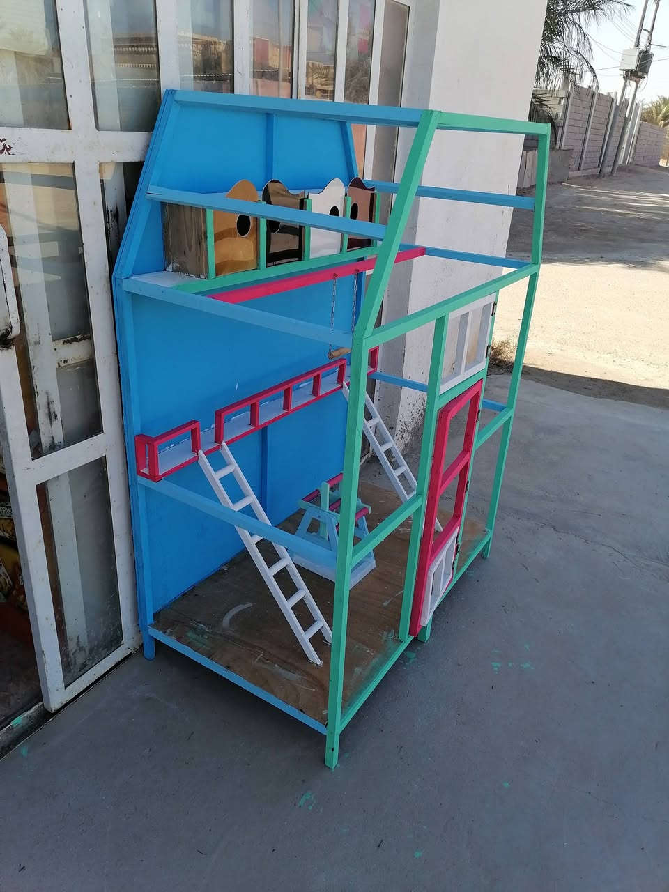 من رخصة الادمن قفص للبيع للاستفسار على الرقم ***********
