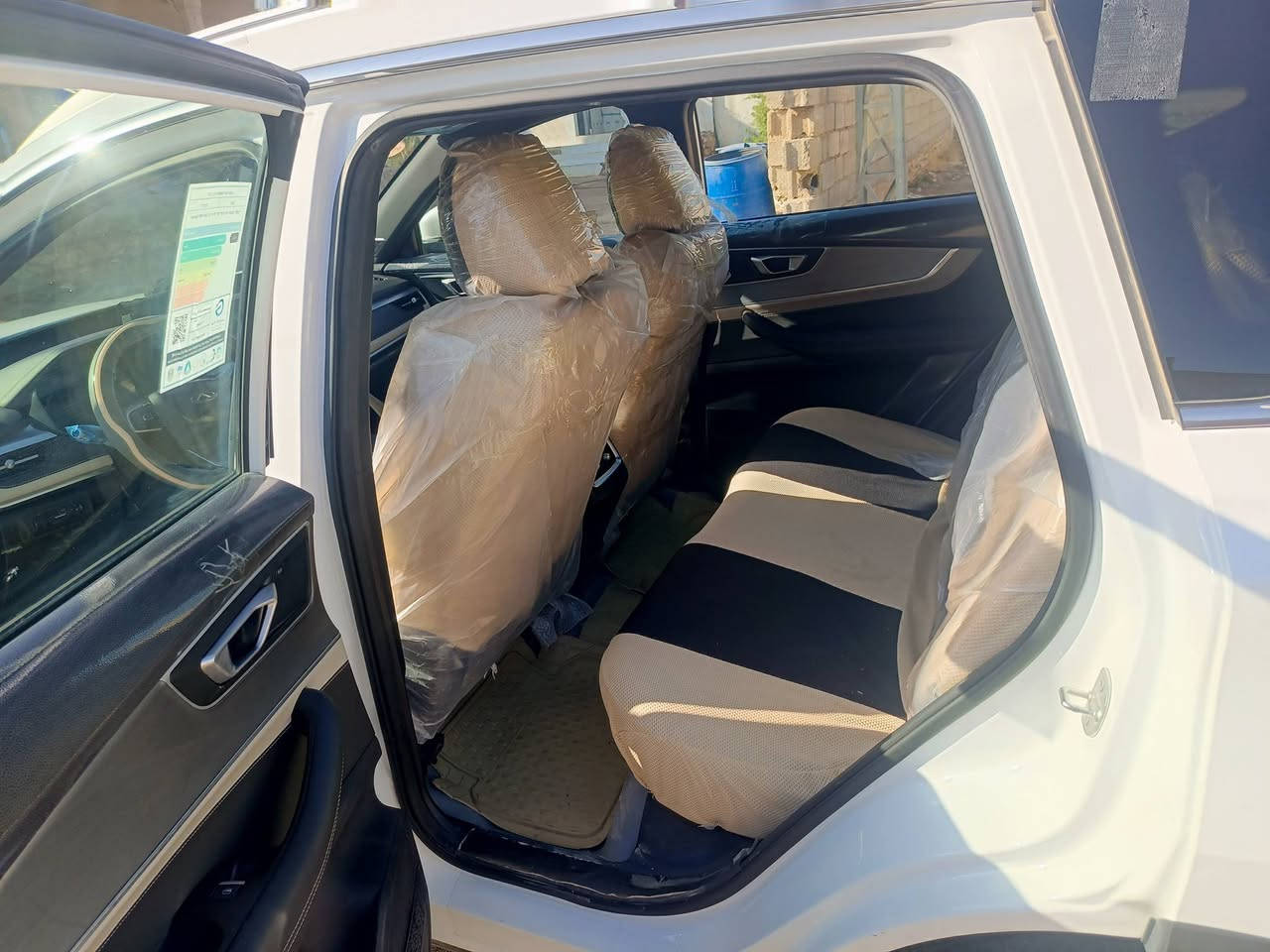 اسلام عليكم 
سياره للبيع  شيري لون ابيض 
سياره جديده حييل ومكفوله من كلشي من الدعاميه لدعاميه 
موديل 24 مسجله باسمي تحويل ثاني يووم
سعر السياره 23 مليون  والي مايشتري يعبر المنشور بلا زحمه عليك التواصل هاذه رقمي ‏‪***********‬‏
