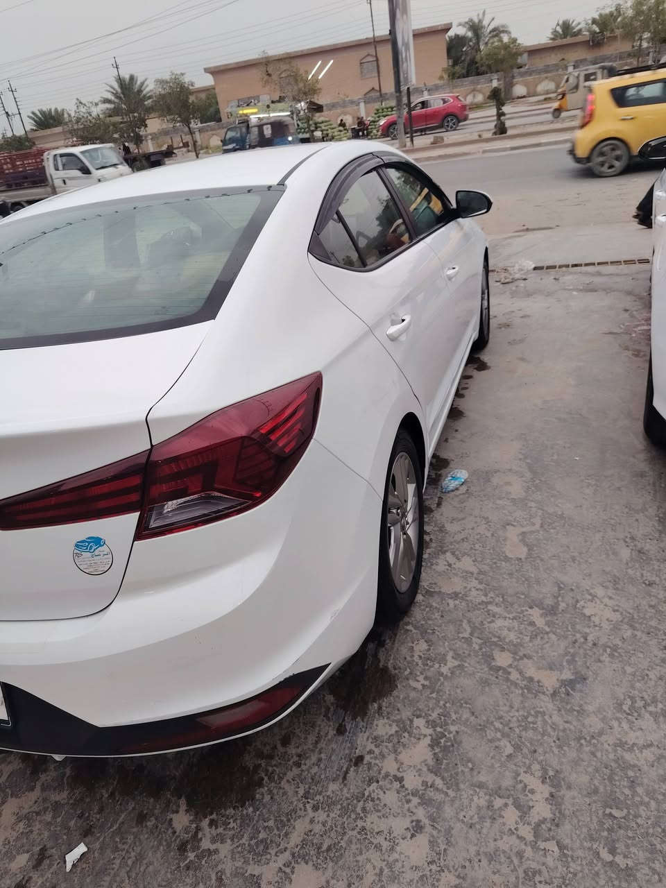 النترا موديل ٢٠١٩ السياره نضيفه حادثها بنيد تبديل فقط بدون دواخل السياره بااسمي تحويل ثاني يوم
السعر ١٣٥ وبيها مجال
***********
