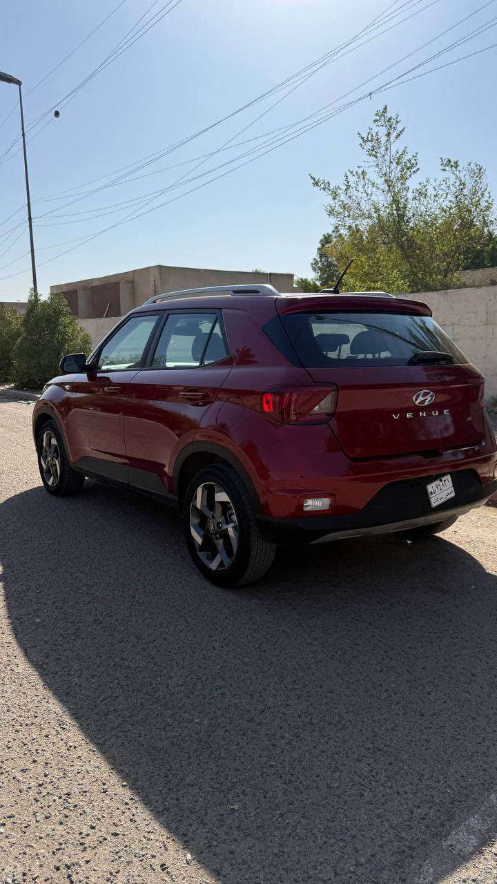 هونداي فينو موديل 2024 تترقم اي محافظة تريدها 

فول مواصفات ماعدى الفتحة فقط 

 وارد امريكي 
ضررها خلفي كلش خفيف وصوره موجودة  وايرباك واحد طاك فقط
سيارة كاملة وكل نقص مابيها
مواصفاتها 
تشغيل عن بعد 
بصمة 
ابواب بصمة 
كروز سرعة 
تحديد مسار 
اوامر صوتية 
حساسات بالجامة الجانبية استشعار سيارة 
كار بلاي شاشة لاسلكي
شحن لاسلكي وايرلس
السيارة كاملة 
ماشية ٢١ الف كيلو فقط 
مكينة 1600 دبل نوزل 
رقم فحص مؤقت 
راعيها موجود في بغداد 
 

السعر 130$ 

للتواصل : *********** النجف, العراق
