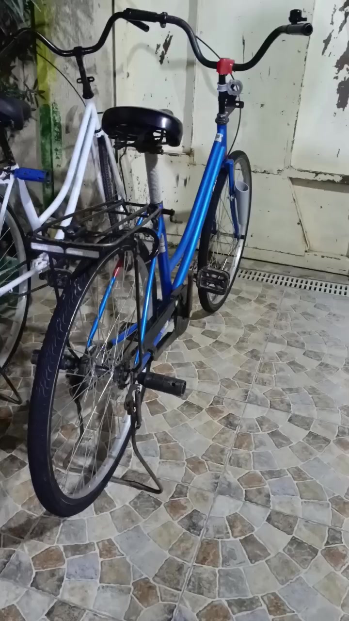 سلام عليكم بايسكل للبيع موديل18نضافه فول كدام عينك سعر خاص مكان ناصريه حي شهداء الشراي يراسلني وبي خير ويدلل..


**إذا كنت صاحب هذا الإعلان وتريد حذفه لأي سبب، رجاءا أرسل رسالة إلى الدعم الفني**