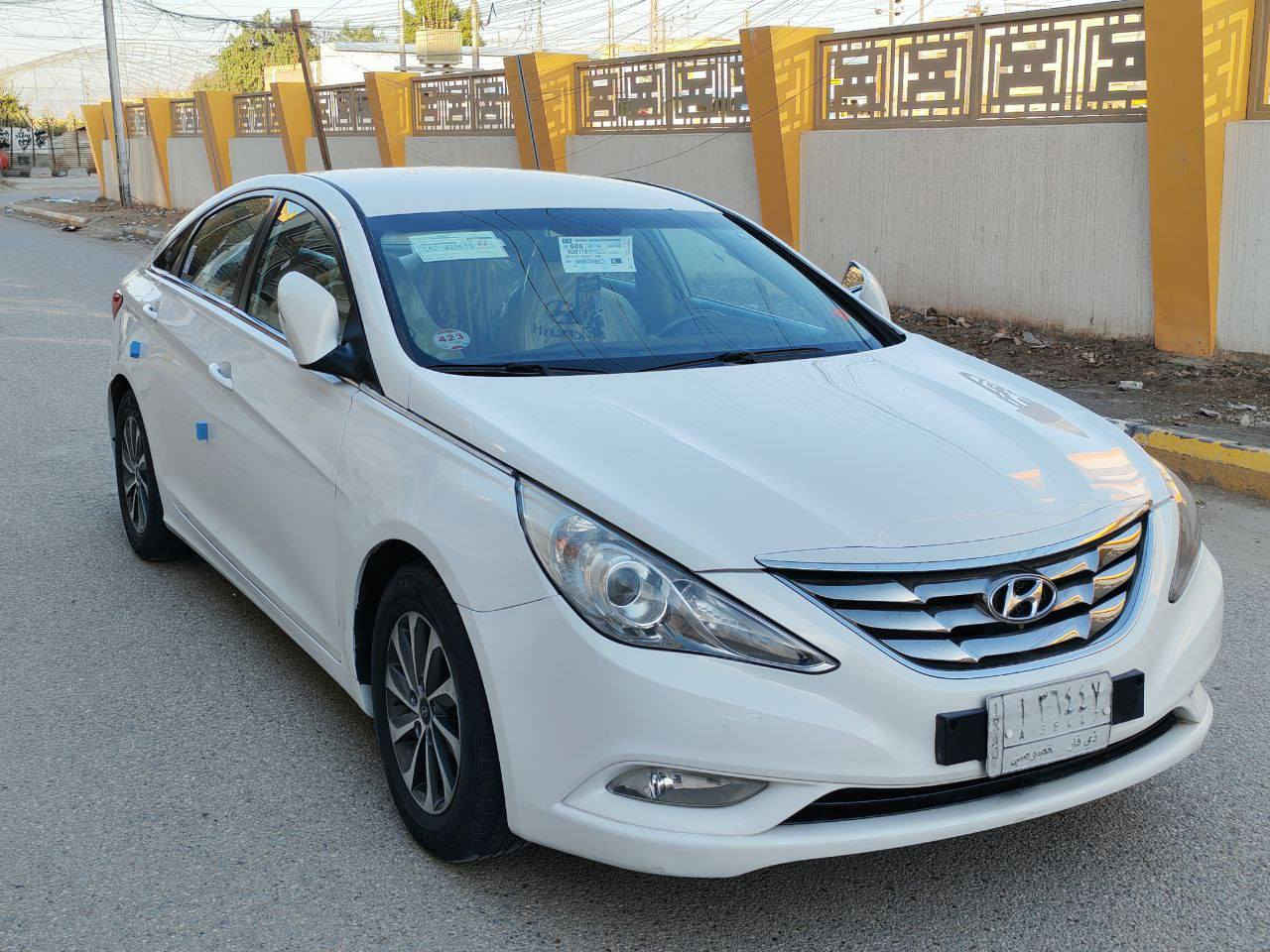 اللهم صلِّي على محمد وآل محمد.🧿 السلام عليكم هونداي سوناتا موديل( 2014 ) خليحي  حره رقم ذي قار  السيارة بيه تبديل الجاملغ الامامي الايمن و صبغ الجاملغ الامامي الايسر  مع صبغ حافت الباب فقط  محرك(2400)  شرط ما مفتوح  مواصفات تحكم استيرن  ويل كب5 اشاير بل مري حساسات خلفيه مري شفط  تبريد قطعتين شاشه كامره  )
سياره جديده جدا جدا وجاهزه من كلشي كير ومكينه وحداديه وتبريد ثلج كهربائيات كله شغاله دواخل جديده سياره مال جناي  مداور مباشر السياره بسم ولد صديقي يمي بل ناصريه  حره مشروع وطني  السعر$(113) وبية مجال 
مكان السياره الناصريه مقابيل كراج بـغـداد التصال  رقم صاحب السيارة  ***********/////***********
