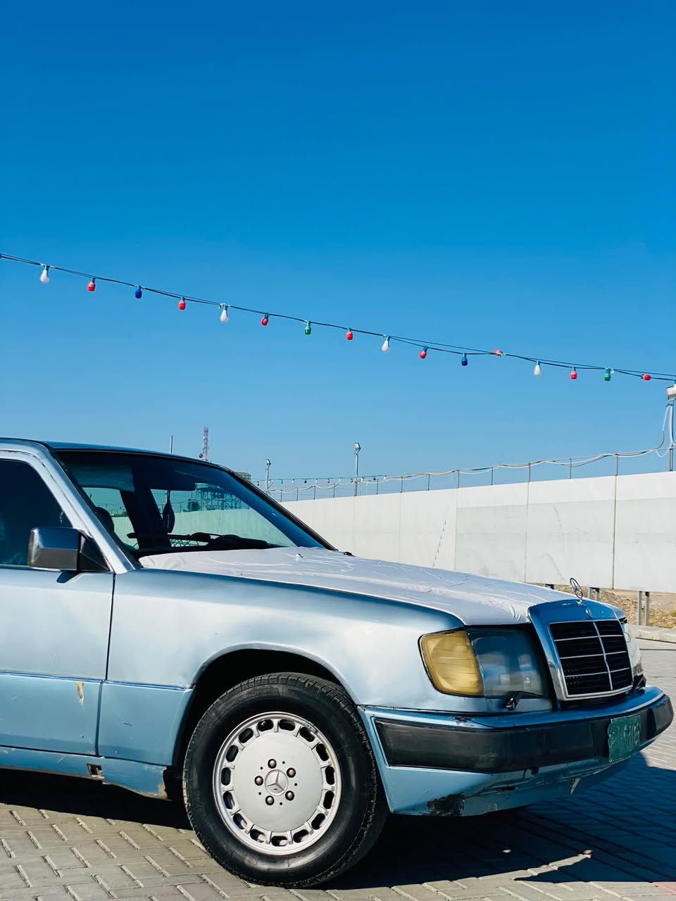 سلام علیک

مارسیدس مۆدیل١٩٨٨بۆ فرۆشتن بەشەرتی هەموشتی(مۆدیل١٩٨٨،مەکینەی بەتەی٢،٥،تەبرید بەشەرت سارد 🥶و گەرم 🥵سەیارەکە لەپێشەوە بۆ پشتەوە هەموی بەشەرت بۆ زانیاری زیاتر پەیوەندی بکەن بە***********. كالار, السليمانية
