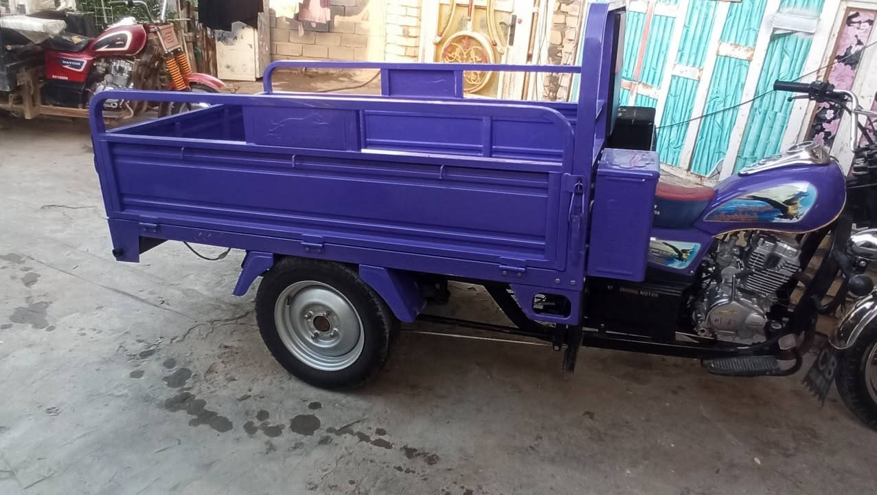 سلام عليكم ستوته للبيع جمره نضيفه كلش ومامتعوبه صارله تقريب 4 تشهر طالع من الوكيل وسعر مناسب الشراي ايخابر ةيدلل لو ايعلق وتدخله خاص ***********
