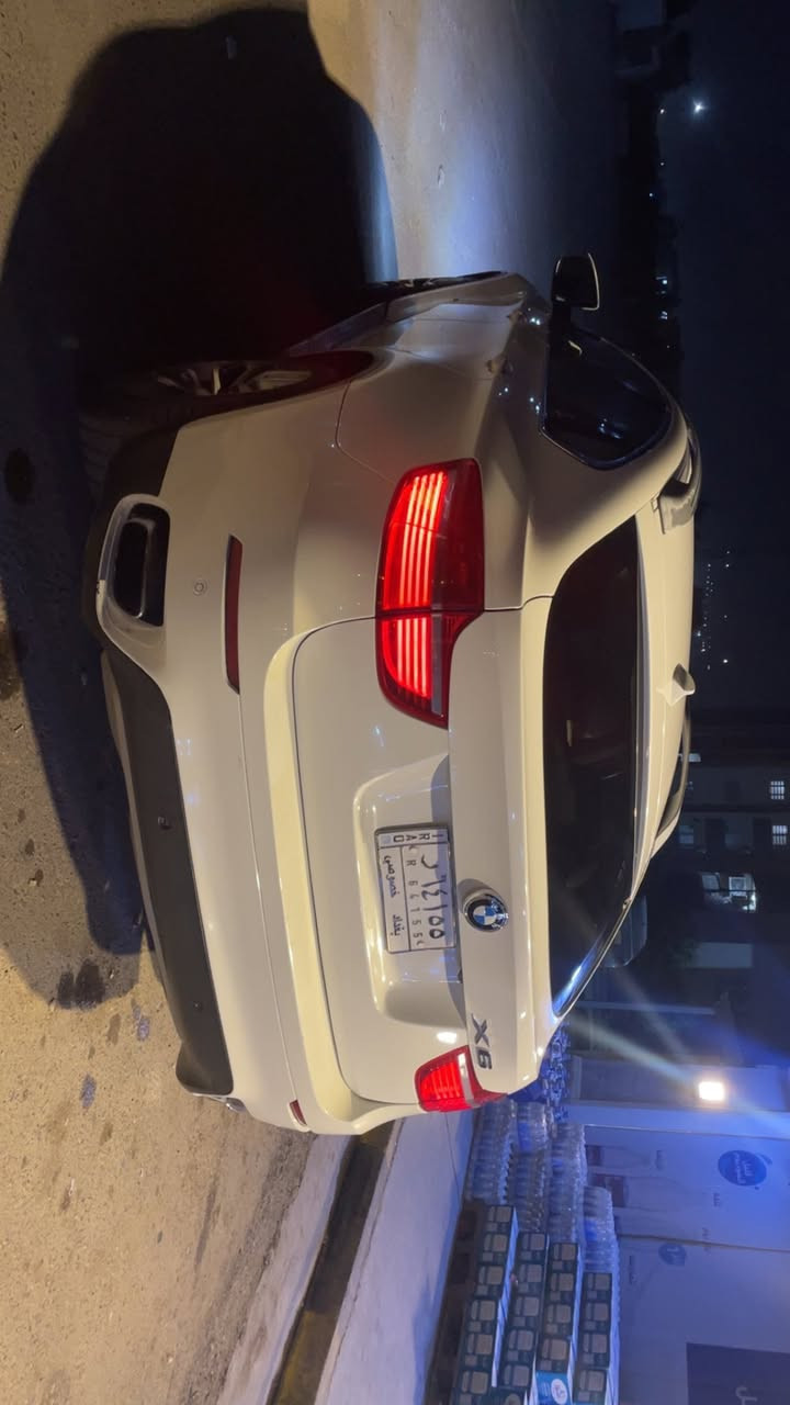 السلام عليكم BMW نوع X6 محرك 5000 تون تيربو موديل 2010 امريكي كلين تايتل فول مواصفات باب كهرباء صاج كشنات كلها كهرباء داتا شو ماشيه تقريبا 100 الف للبيع بسعر 160 الف دولار قابل للتفاوض مكان السياره زيونه الاتصال ***********
