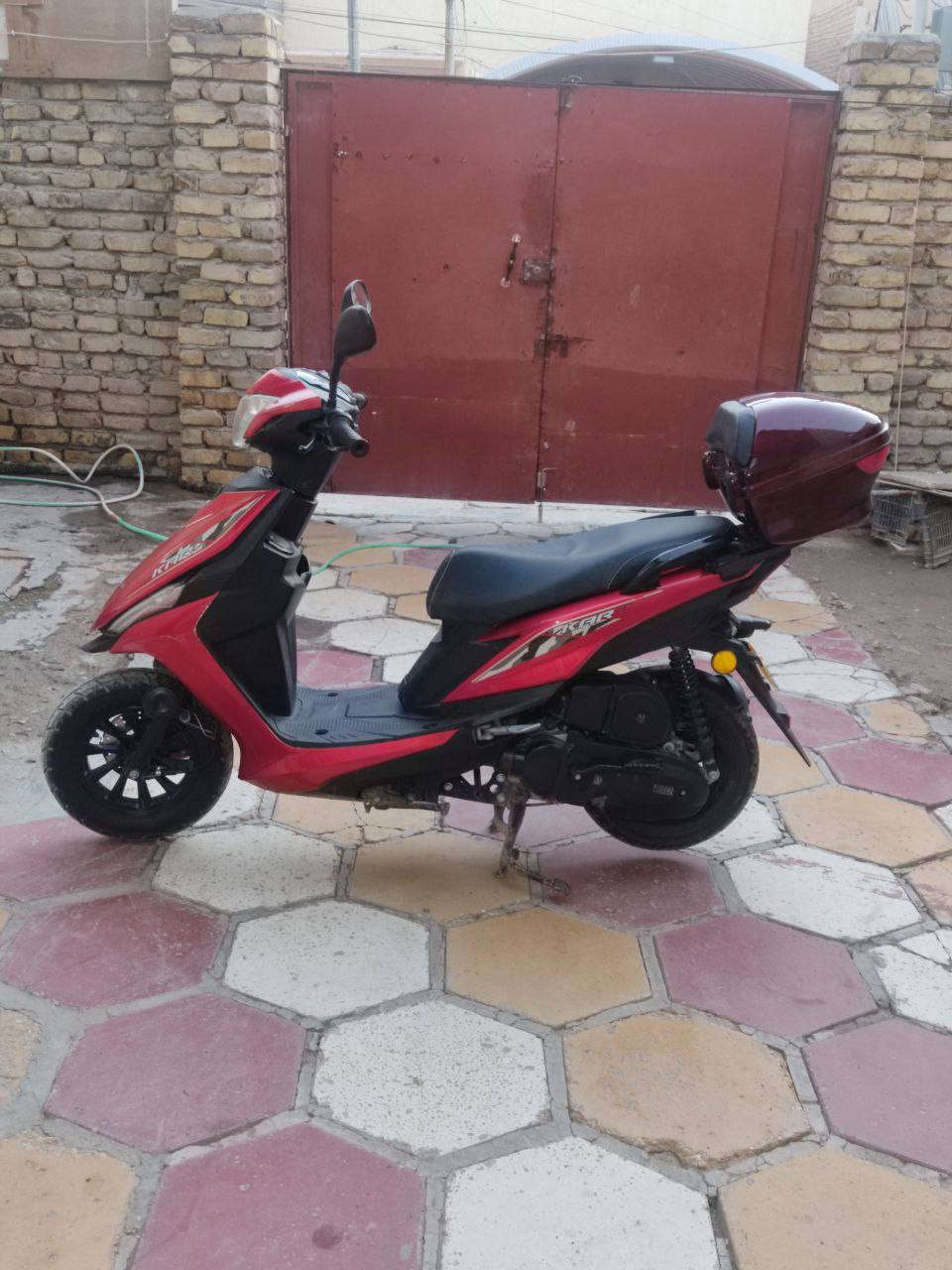 سلام عليكم للبيع دراجه نوع سوبر ماكس جديده مكينه شرط ما مفتوحه ناعمه بالتشغيل الكهربائيات كله شغاله استعمال الدراجه جدا قليل دراجه كامله من كل شي لا يوجد فيه نقص ابد السعر 650 الف وبيه مجال العنوان ناصرية حي اور *********** يوجد واتساب
