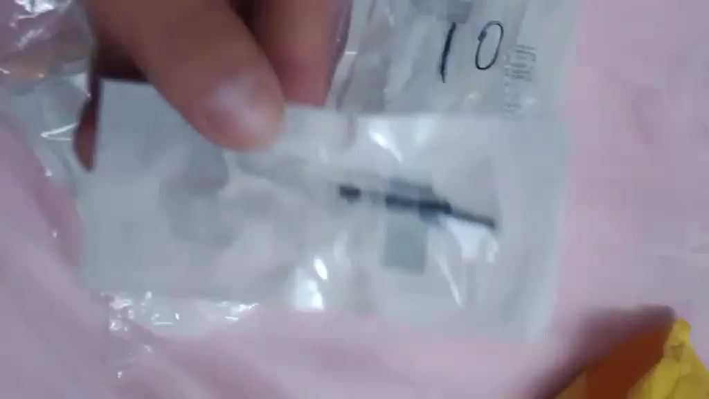 السلام عليكم 
للبيع مجموعه من البضاعة التفاصيل داخل الفيديو 
الي القطع الي تفيدكم انطوني سعر بيه زين مع التوصيل 
ملاحظه السعر الي تنطوه رجاءا بدون كسران


**إذا كنت صاحب هذا الإعلان وتريد حذفه لأي سبب، رجاءا أرسل رسالة إلى الدعم الفني**