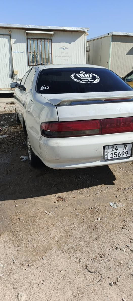 كرسته للبيع مكفوله من كص ونقل مديل1993سنويه ال30السعر 49مكان السياره الجزيره شط العرب رقم***********
