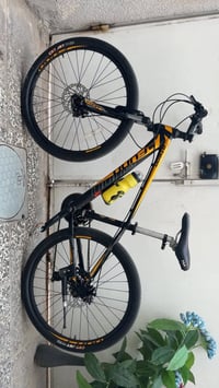 🚴‍♂️ بايسكلات C700 + جبلي GT المنشآ ياباني .... ⚡ حجم : ابيض 28 ⚡ حجم ...