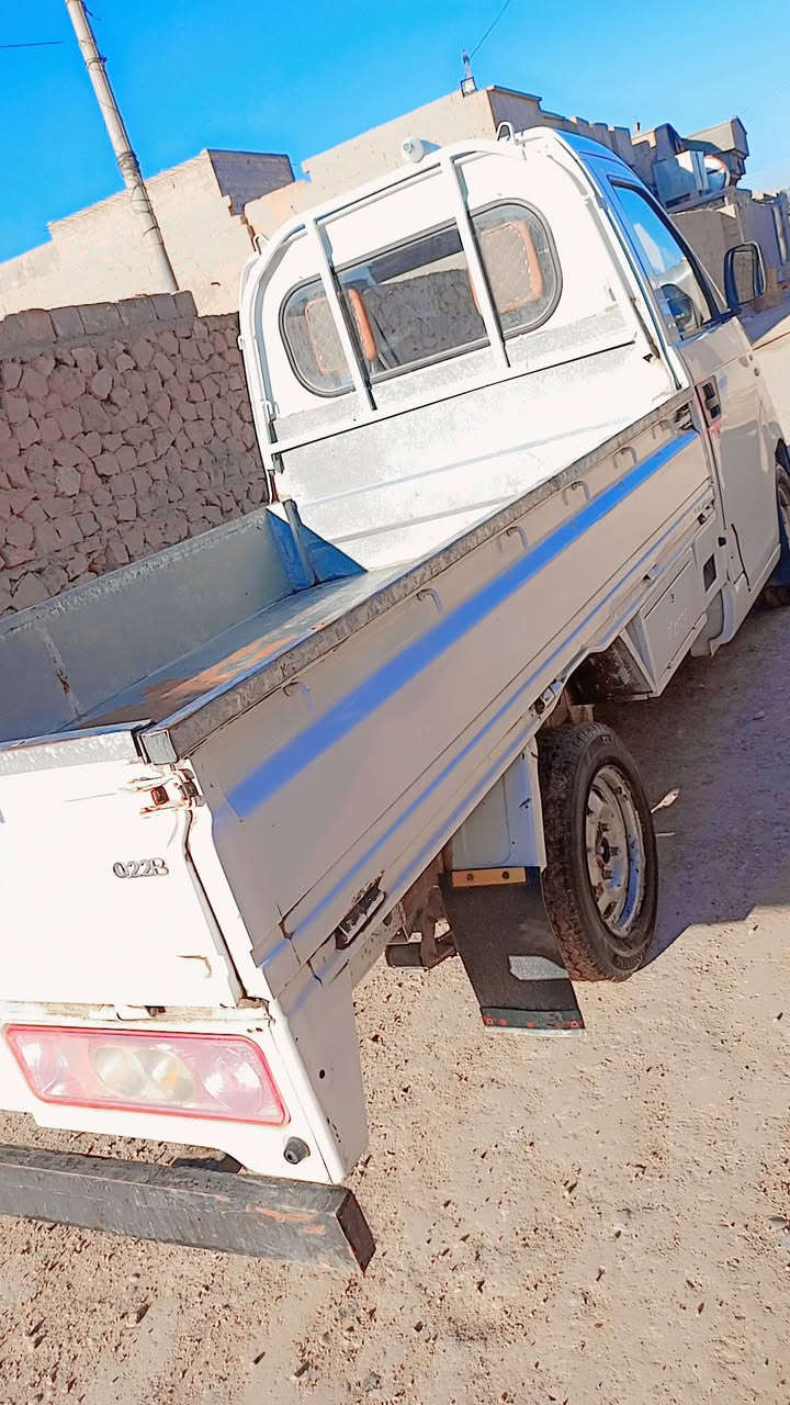 السلام عليكم عموشه شير موديل ١٣ سنويه ل ٢٠٢٨ تنتهي محرك وكير شرط طخم تايرات باتري جديد تريد تحويل تريد  وكاله مكلف بل نشر رقم صاحبهه ***********
