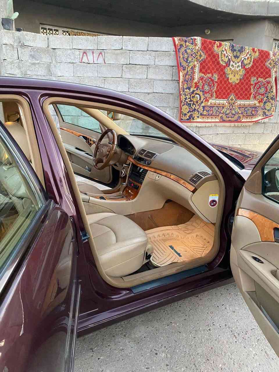 💵لمعرفة السعر:: اترك تعليق يصلك السعر تلقائيا💵
 
2008- 211E ‎مرسيدس بنز 

مصبوغه حزام صبغها مو بل عراق    شرط عبالك وكاله صبغ 
  ترهم مراوس فقط   جديد  
محرك 350 v
ماشيه ١٨٠ الف كيلو 
كت كامل AMG وكااله
مواصفات
بانوراما +فتحه  
لايت زينون
لايت داينمك 
٤ كشنات كهرباء 
٤ كشنات خزن
٣ بردات كهرباء
دخول ذكي ٤ ابواب 
صندوك كهرباء
نظام تعليق هوائي 
شفتات ستيرن 
داخل صاج 
مري كهرباء 
ترحيب بالمري
سيدي جنجر ٦ اقراص 
حساسات امامي خلفي 
السياره بدون اي نقص 
‎مكان السيارة بغداد   
السعر ١٦٠.   مايعجبك اترك المنشور 
 رقم صاحب السيارة
***********
