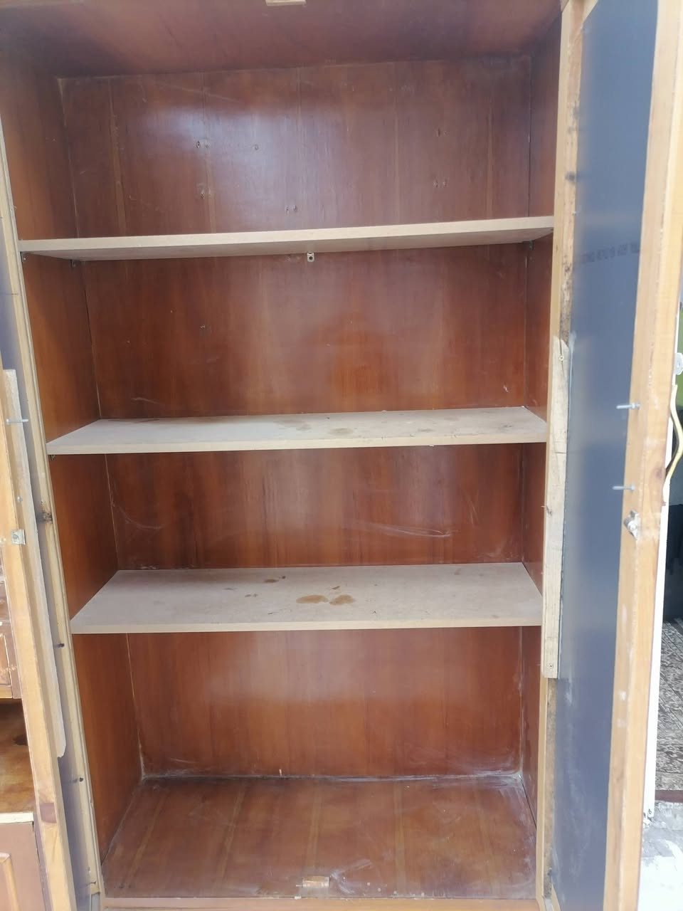 ملحقات خشب ثقيل للبيع اتصال هاتفي ***********
