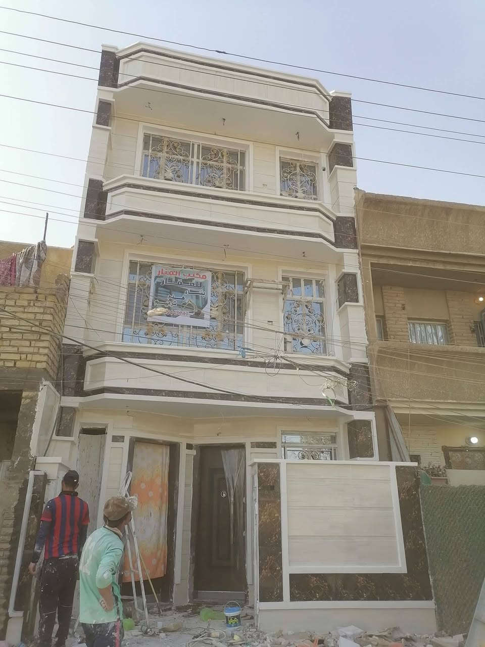 كادر واجهات من رمادي والعمل في بغداد 
للاستفسار 
*********** واتس أو اتصال 
*********** واتس أو اتصال 
لدينا كادر للعمل الواجهات الخارجيه 
لبخ ناعم وصبغ لبخ وطلس كوبلنات وفوم بورسلين 
مراسلتنا واتس أو خاص 
شغلي قطعي كرسته وعمل أو فقط عمل حسب رغبة صاحب العمل 
مبيت نفس موقع العمل
