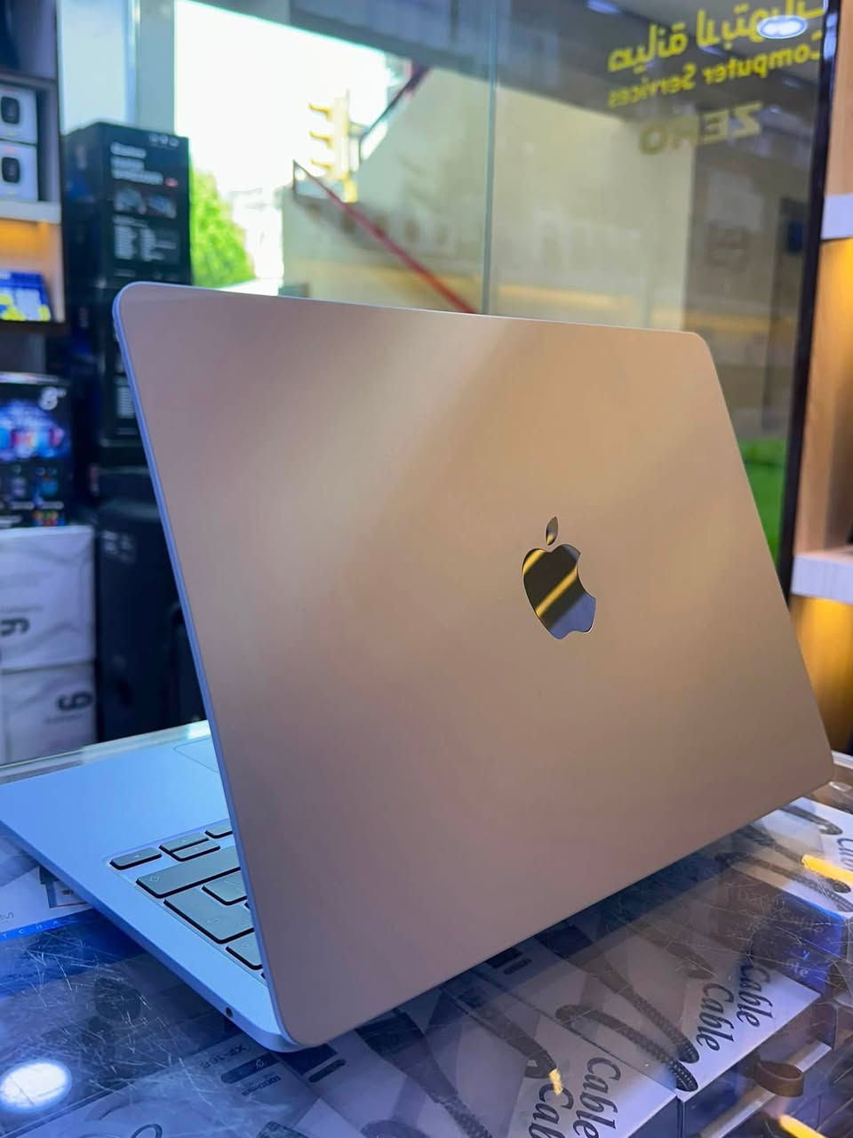Macbook air sky blue
M4

Ram16

256

مشحون 26 مرة نضافة 100% كامل ملحقات

بضمان Abm

السعر مليون و450 الف

***********
