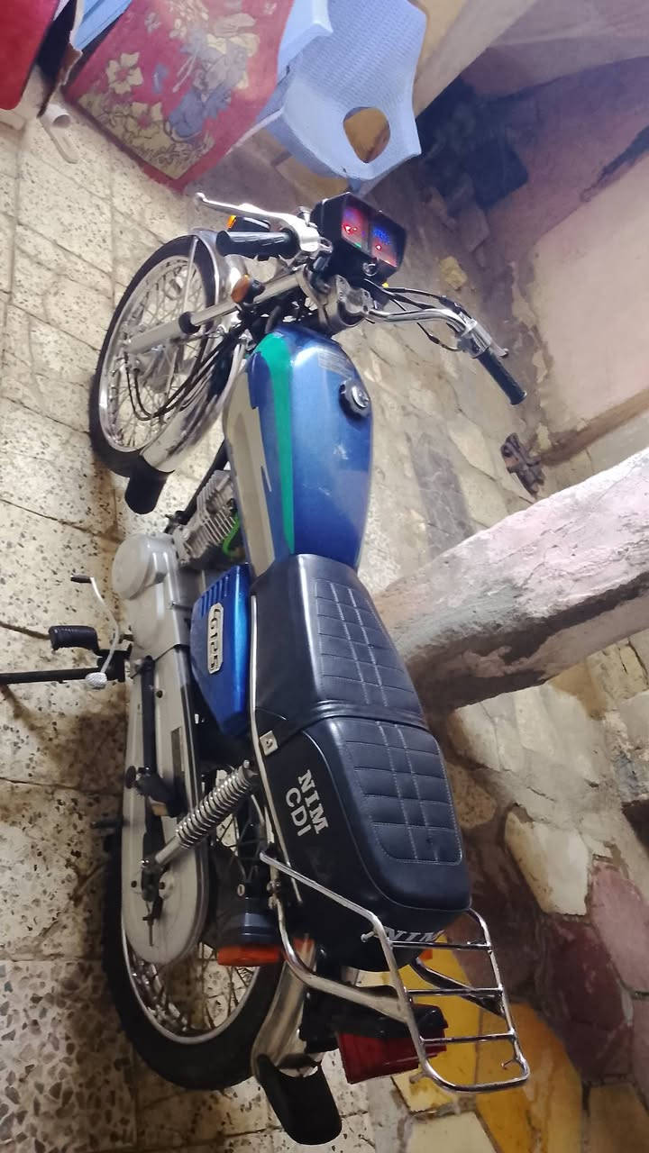سلام عليكم دراجه للبيع جاهزه مديل 2025 سكنر ما مفتوحه تفيلس ما مفيلسه جاهزه مال جناي ربع ما ذب عليه رايده ب 650 مكان شطره الشراي بي خير ويدلل الستفسار ***********
