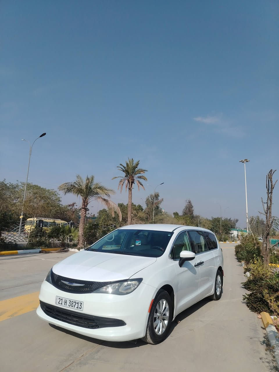 للبيع كلايسلر باسفيكا فيوجر 20 أمريكي
حادث فقط جاملغ امامي بدون دواخل نفسه مبدل 

او بل عراق بيها نص باب الصندوق صبغ سونار وصور الحادث مرفق مع المنشور 

مواصفات 

بصمه تشغيل 

أبواب عادية يدوي 

تحكمات ستيرن جهتين 

شاشه كبيره+ كامرة

حساسات امامي خلفي 

كير موس هاند بريك كهربائي 

ماشيه 84mi

V6 3600

سبعة راكب 

ثلاث قطع تبريد منفصل 

كير مكينه مكفولات تبريد ثلج حداديه صدر جديد تخم تاير جديد ترايها زيرو رقم سليمانية أنكليزي بأسمي السعر 198 اوبيها مجال للشراي مكاني ديالى بعقوبة للستفسار أتصال ع الرقم ***********
