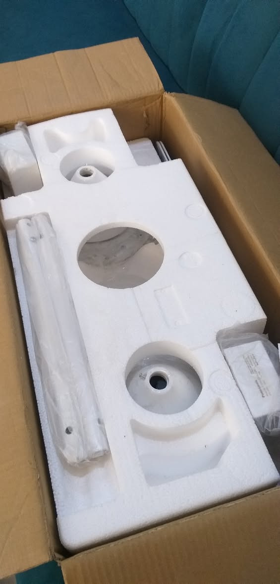 مراوح عدد 2 جدد بالكارتون السعر 65  المكان كوفه السهله  *********** النجف, العراق
