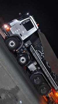 للبيع سياره اكتروز إيطالئ:20011بمديله ممعلايه )) سياره كفاله قطرت صبغ ...